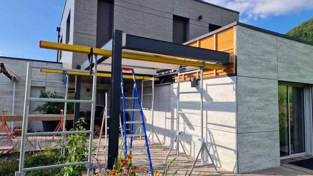 L'installation d'une pergola bioclimatique en aluminium en Savoie (73) 